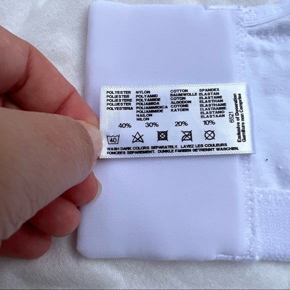 NWOT Glamorise Active Support Non Wired Bra in White, 42D - Picture 10 of 10